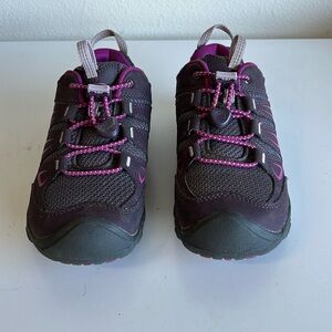 Like new, worn for one camping trip then outgrown.